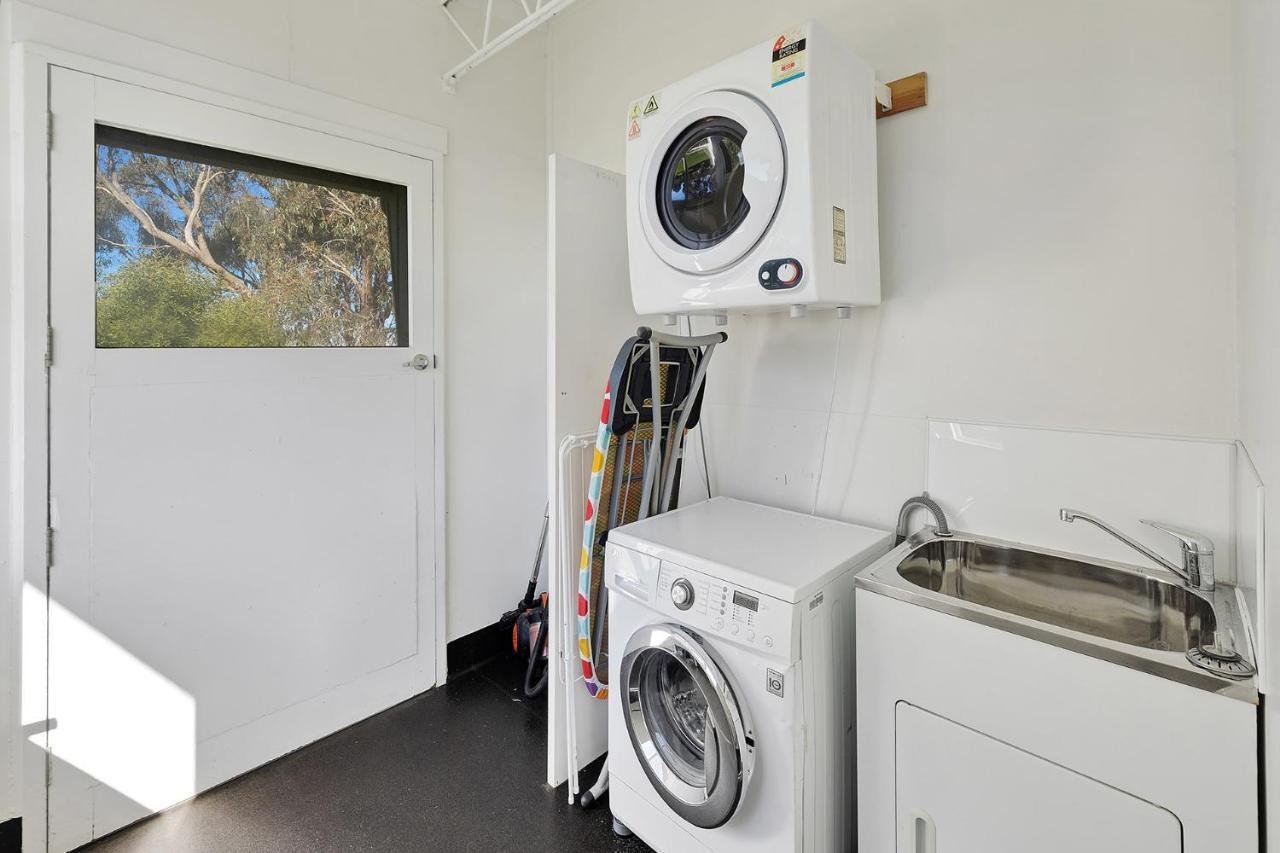 Harmony At Tower Hill Apartment Koroit Exterior photo